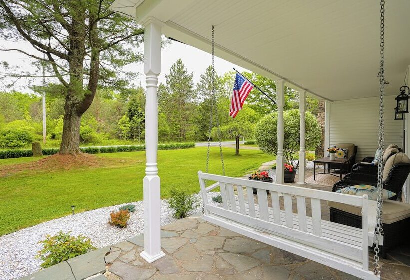 Hot Tub, Game Room: Greentown Home Near State Park