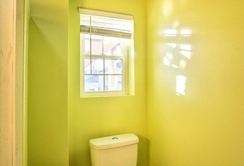 Harrisonburg Retreat W/ Hot Tub ~ 2 Mi To Jmu