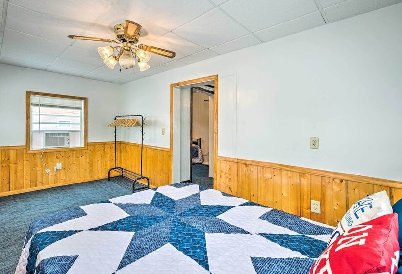 Historic Cabin Retreat: Steps To Okoboji Lake