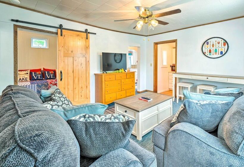 Historic Cabin Retreat: Steps To Okoboji Lake