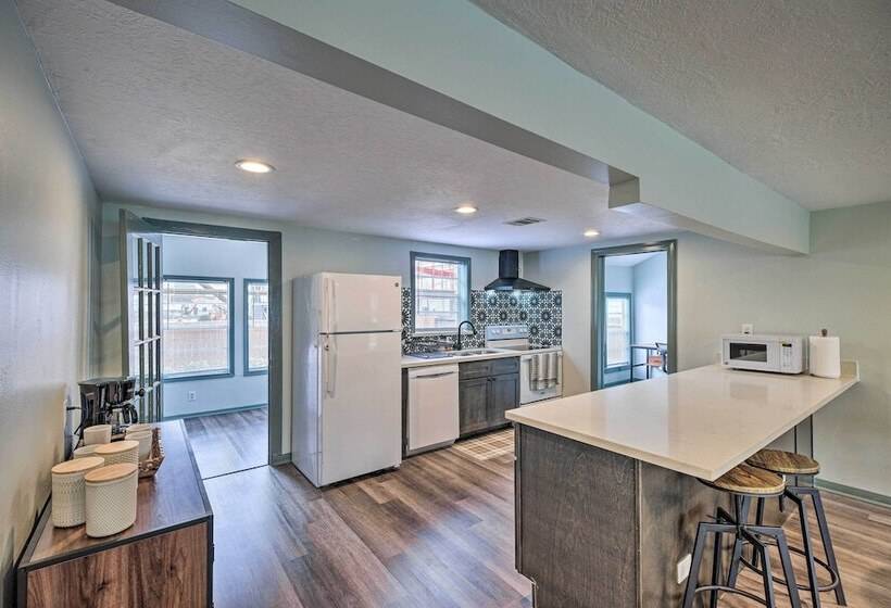 Houston Heights Bungalow   6 Mi To Downtown!