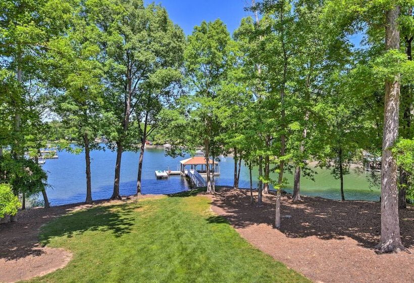 Lake Norman Retreat W/ Dock ~ 1 Mi To Marina!