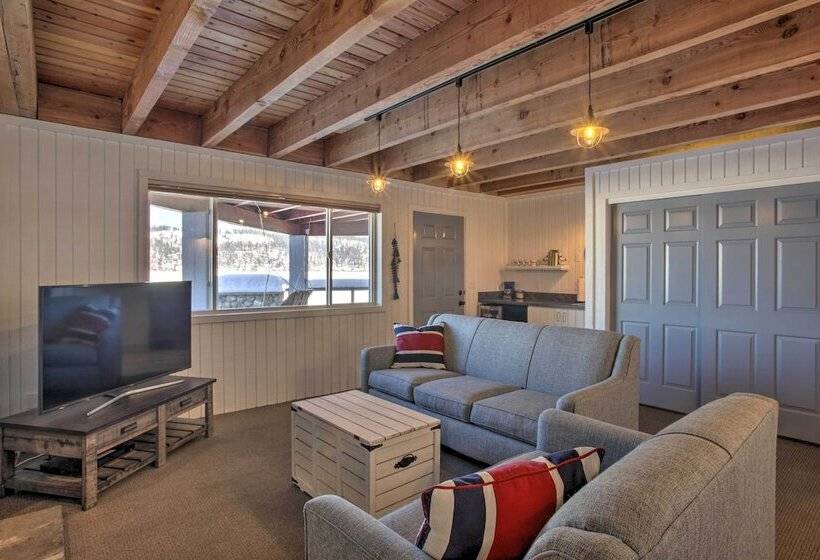 Lakefront Home W/ Boat Dock In Coeur D Alene Area!