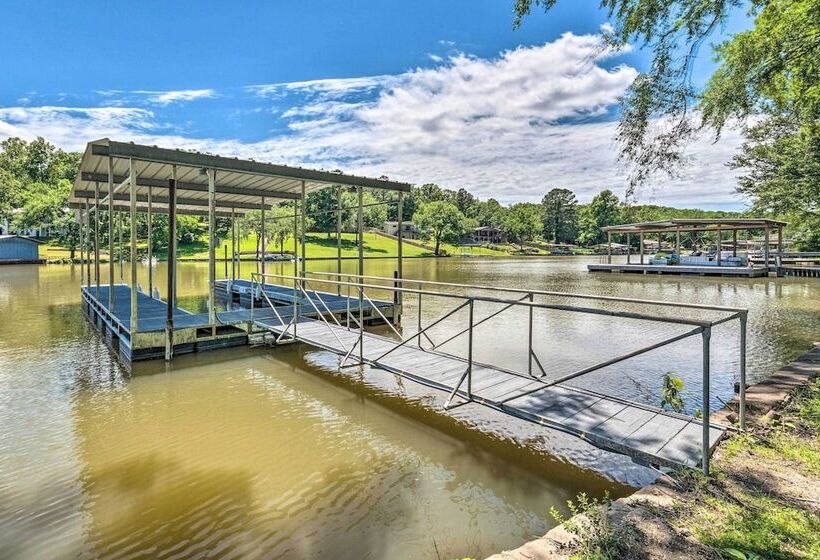 Updated Deck & Dock: Lakefront Home In Hot Springs
