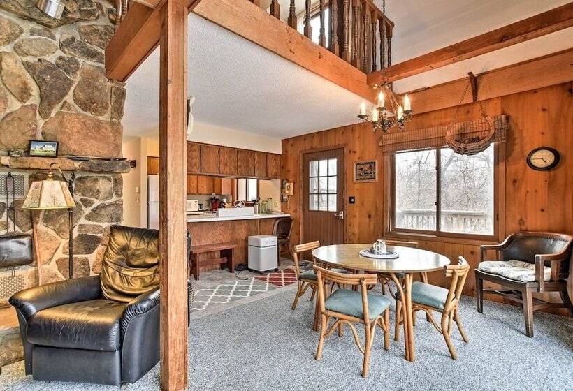 Lakeview 10 Acre Kimball Cabin W/ Private Beach!