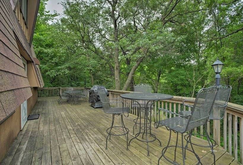 Lakeview 10 Acre Kimball Cabin W/ Private Beach!