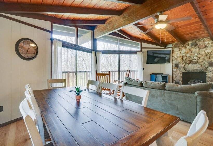 Mcgaheysville Vacation Rental: Yard & Fire Pit!