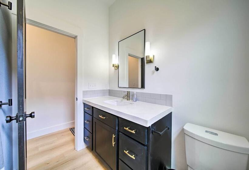 Modern Davenport Home W/ Water View & Grill!