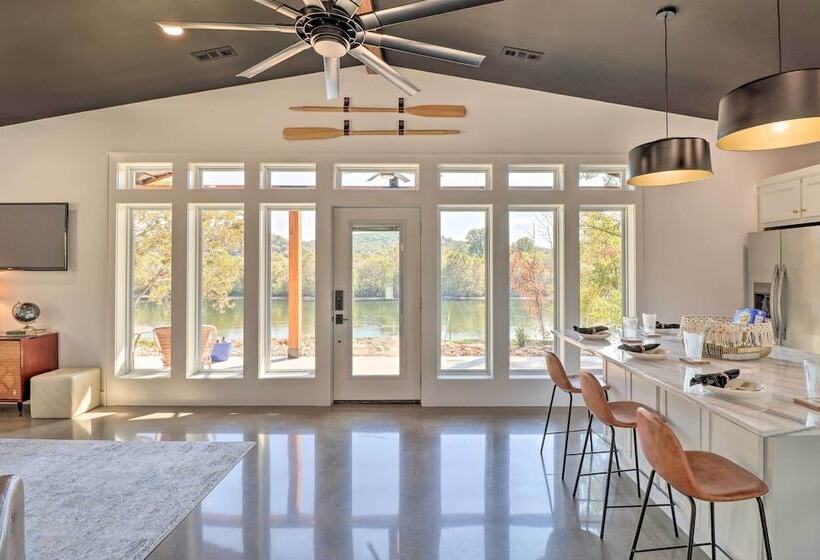 Modern Norfork House W/ Patio On White River!