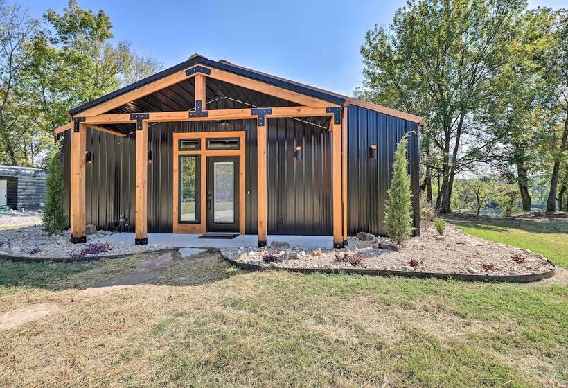 Modern Norfork House W/ Patio On White River!