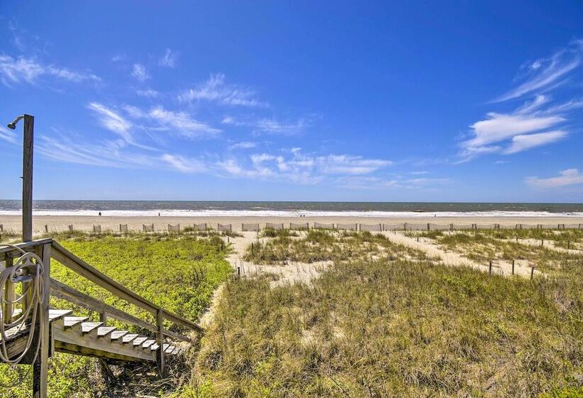 Oceanfront Retreat W/ Holden Beach Access!