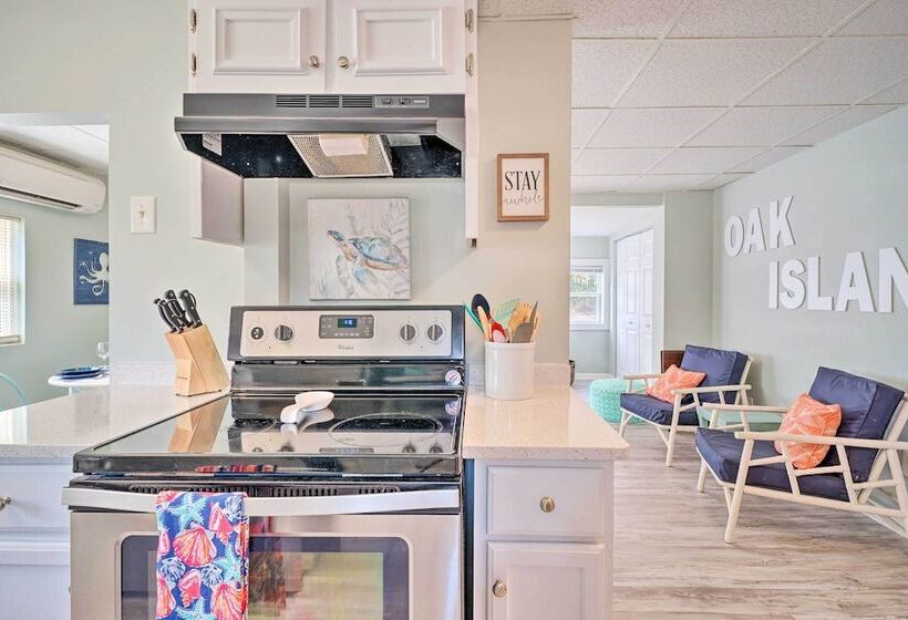 Picturesque Duplex Unit, 1/2 Mi To The Beach!