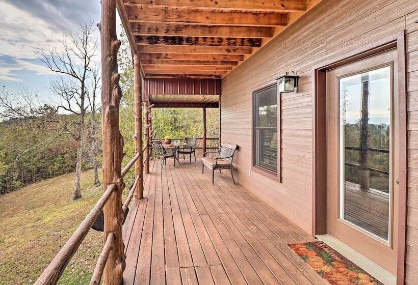 Quiet + Rustic Cabin With Fire Pit On 20 Acres!