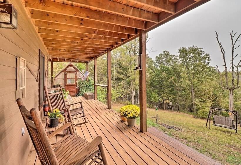 Quiet + Rustic Cabin With Fire Pit On 20 Acres!