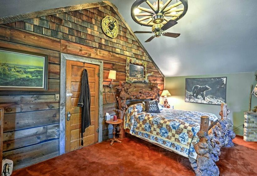 Sasquatch Inn  Retreat Near Fishing & Hunting!