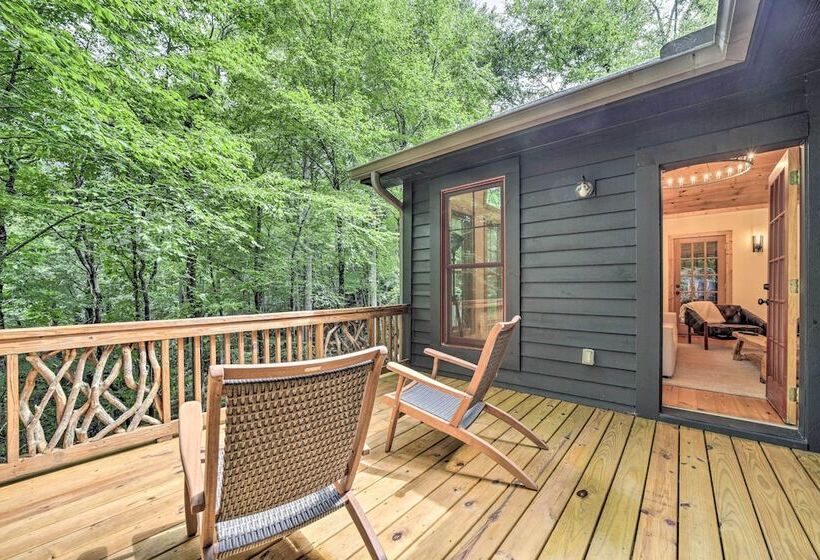Secluded Sapphire Chalet W/ Game Room + Decks