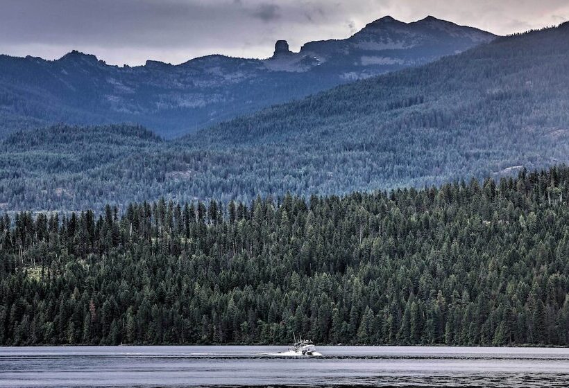 Spacious Cabin By Priest Lake & Elkins Resort