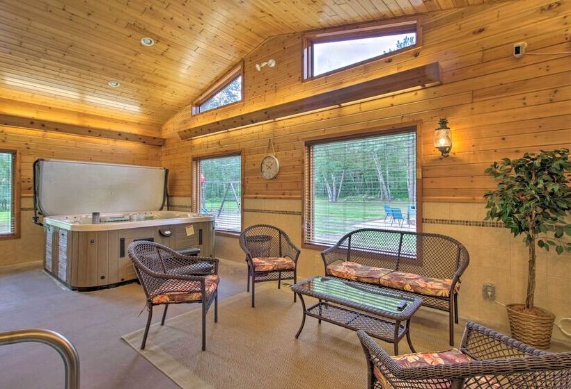 Spacious Verndale Home W/ Backyard Fire Pit!