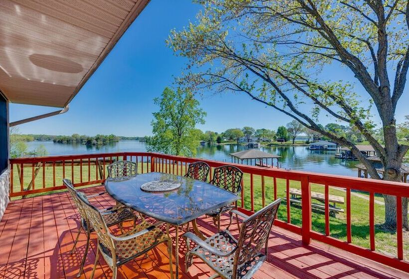 The View   Waterfront Lake Anna Home W/ Dock!