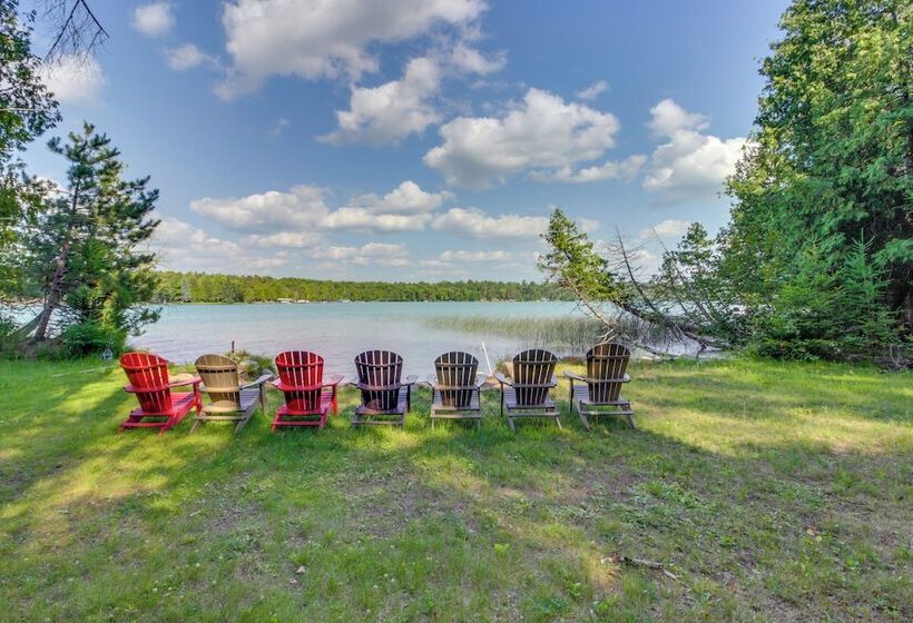 Thunder Lake Escape + Boat Dock!