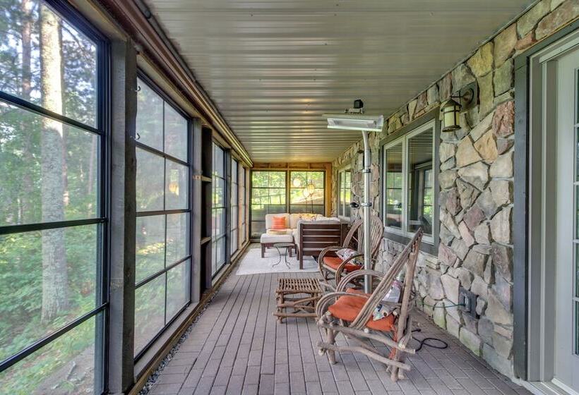 Thunder Lake Escape + Boat Dock!