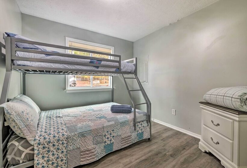 Game Room & Fire Pit: Tobyhanna Family Home