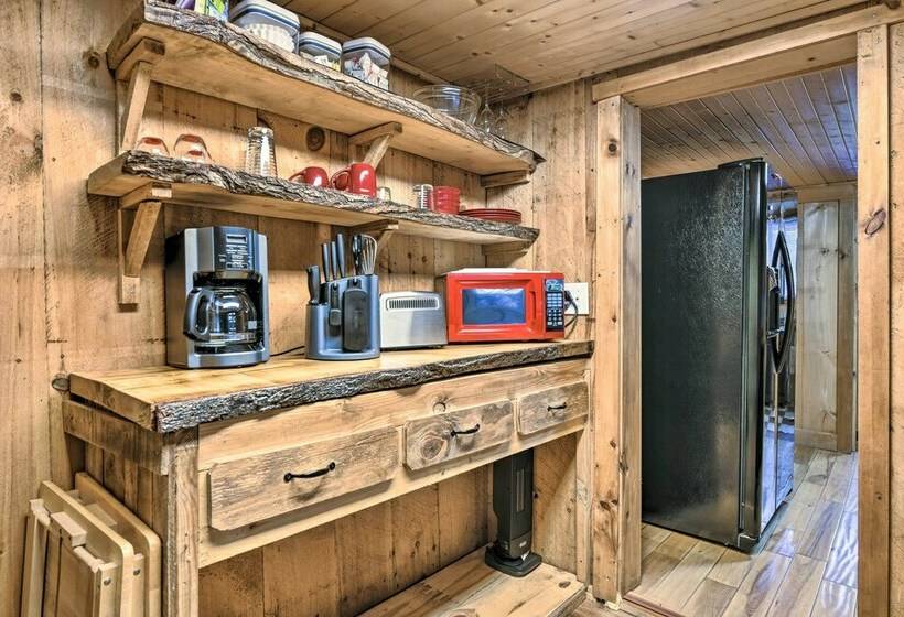 Tranquil Sylva Retreat W/ Bbq Grill & Deck