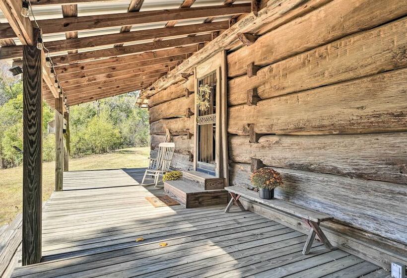 Unique Loft Cabin: Fire Pit & Fishing Access!