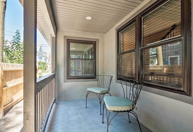 Updated Downtown Red Bank Home 5 Mi To Beach!