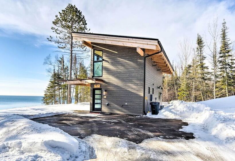 Waterfront Cabin On Lake Superior W/ Fire Pit