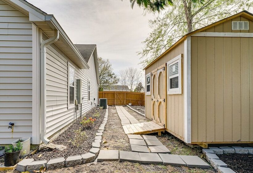 Wilmington Home ~ 7 Mi To Wrightsville Beach!