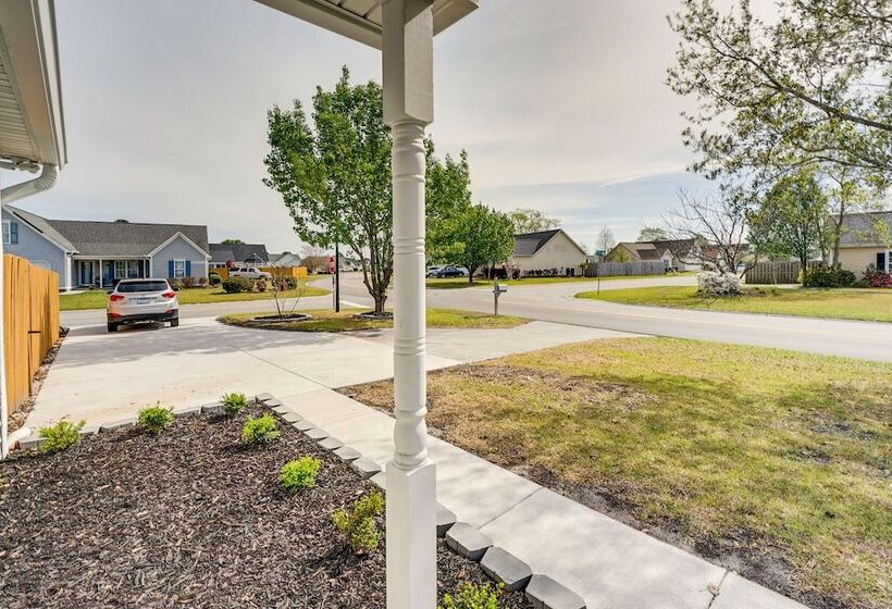 Wilmington Home ~ 7 Mi To Wrightsville Beach!