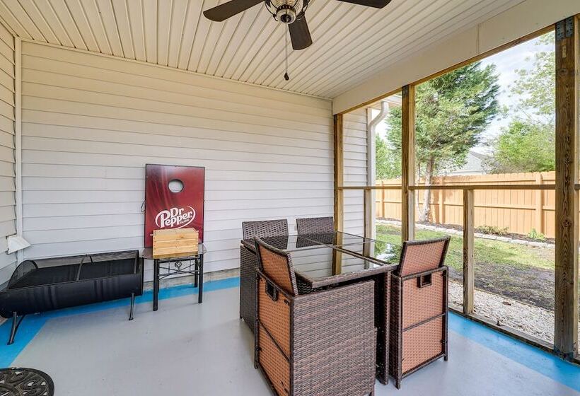 Wilmington Home ~ 7 Mi To Wrightsville Beach!