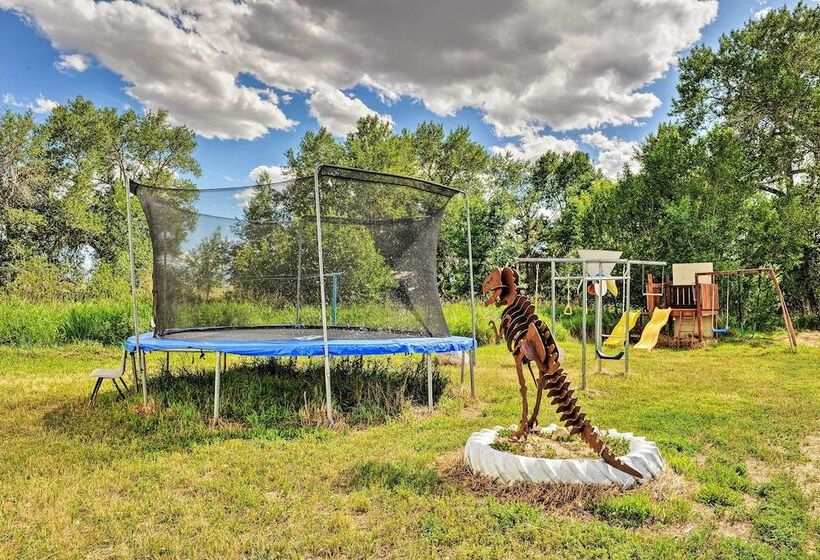 Yellowstone River Lodge W/ Kayaks & Mountain Views