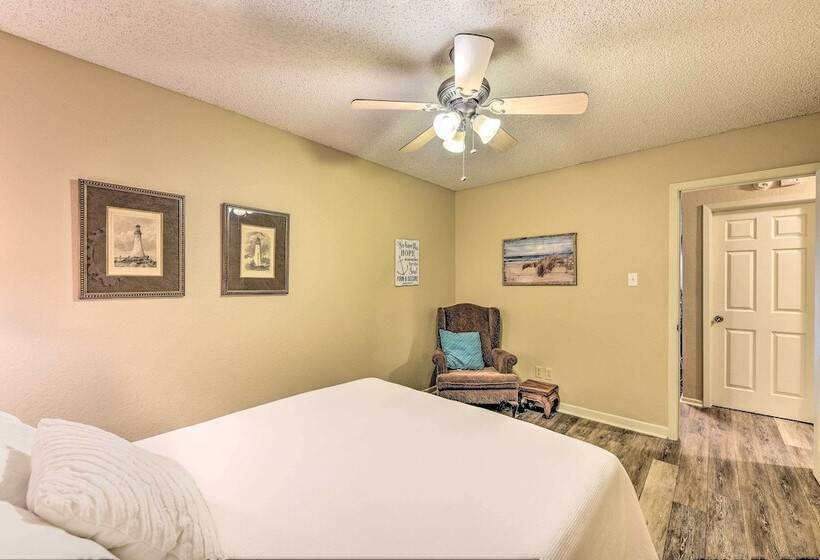 Abilene Home W/bbq & Pvt Yard, 1 Mi To Acu!