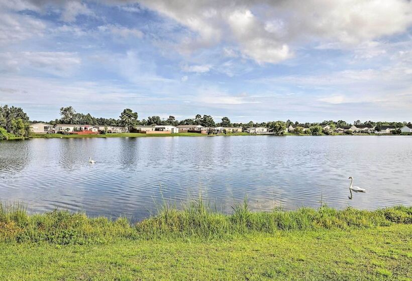 Pet Friendly Home W/ Fire Pit In Myrtle Beach