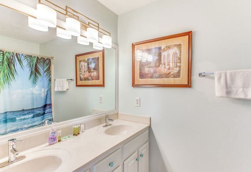 Pet Friendly Home W/ Fire Pit In Myrtle Beach