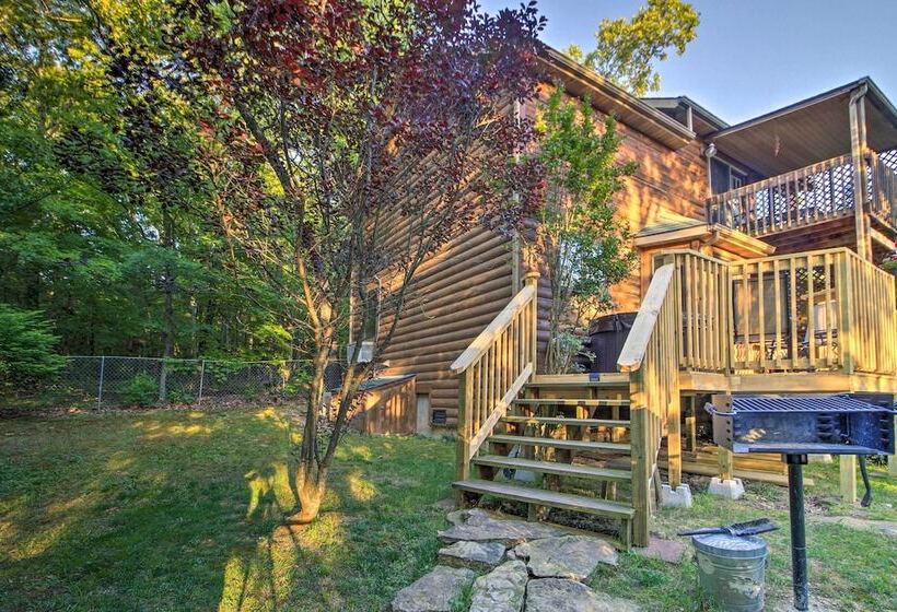 Cabin On Table Rock Lake W/ Hot Tub & Fire Pit!