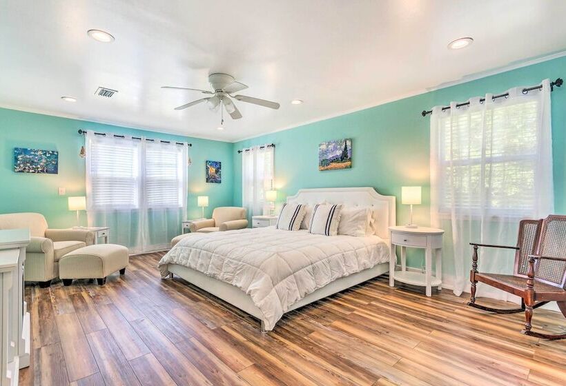 Charming Home: 2 Mi To Dtwn Defuniak Springs!