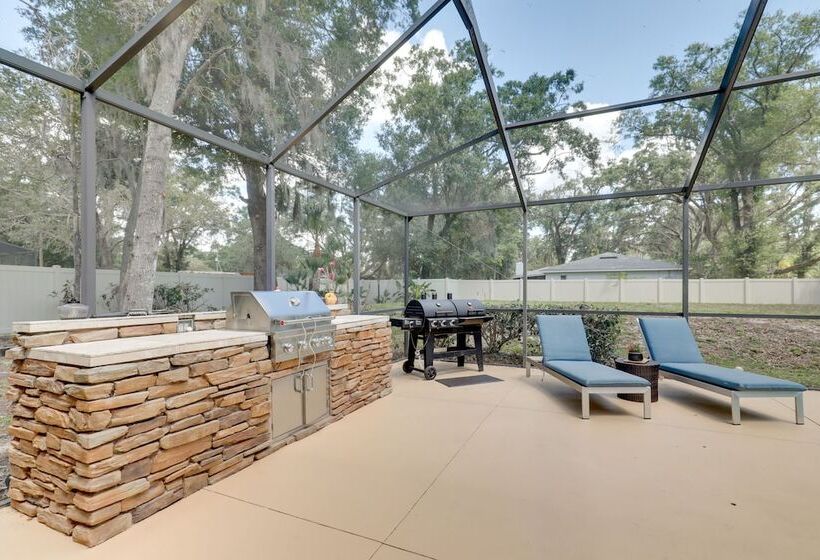 Contemporary Brandon Home W/ Pool & Game Room