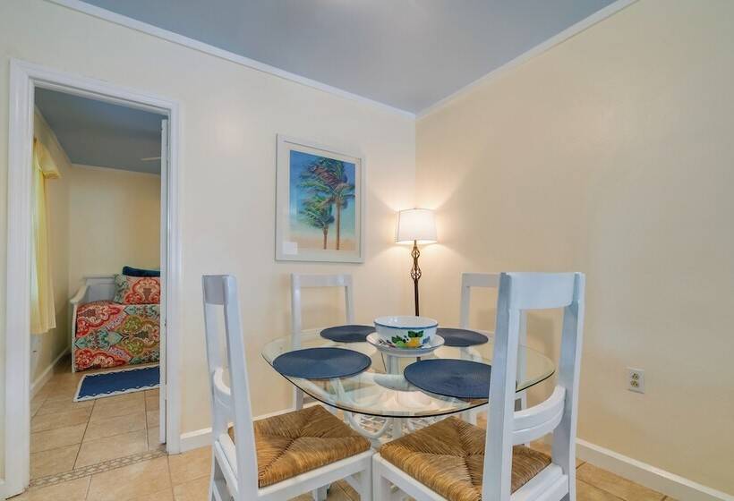 Crystal River House: Scalloping & Dock, Gulf 7 Mi!