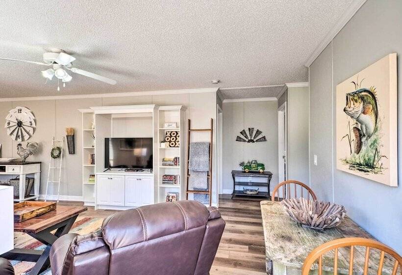 Cypress Point  Spacious Home: Pier & Boat Launch!