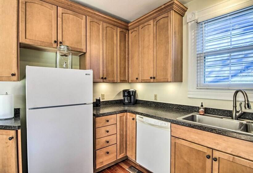 Dorchester County Home Near Choptank River!