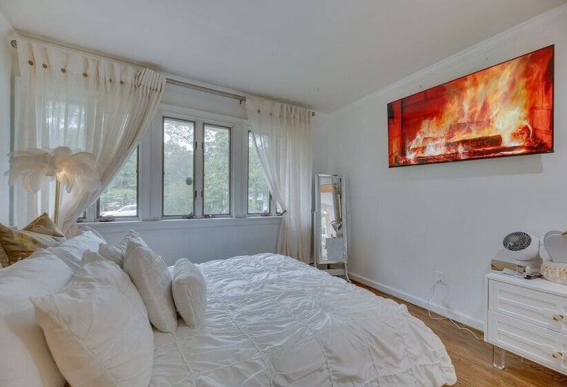 Dreams Of Paradise  Luxury Home W/ Pool!