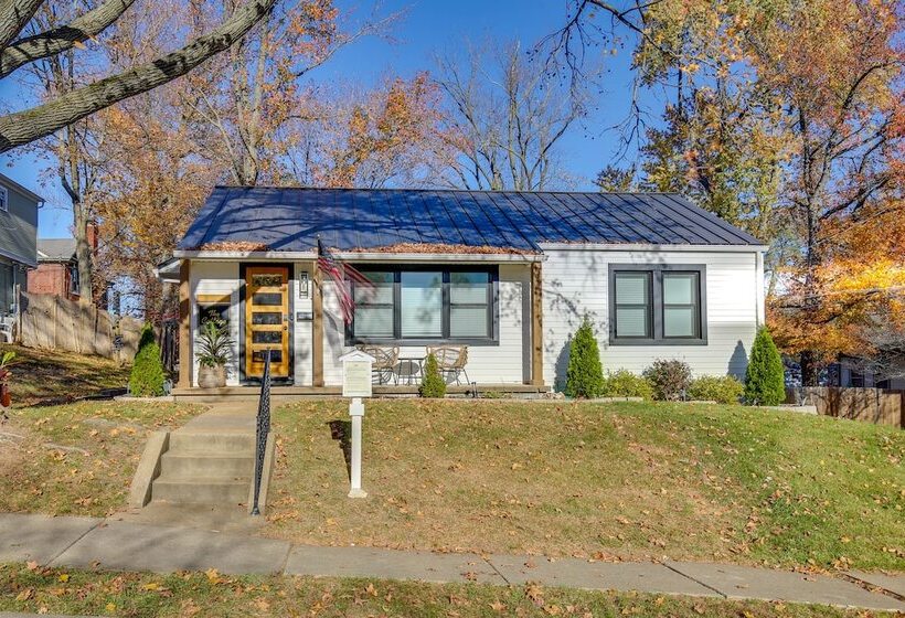 Dreamy St Charles Retreat W/ Furnished Patio!