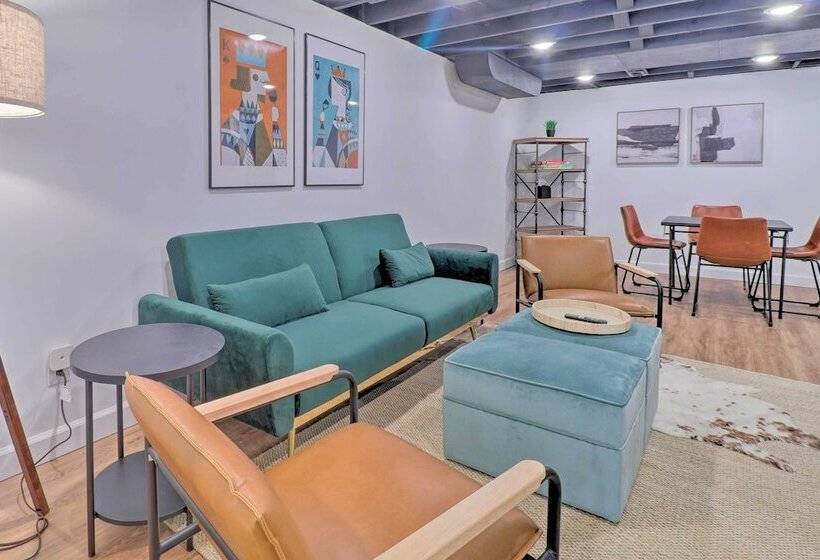 Dreamy St Charles Retreat W/ Furnished Patio!