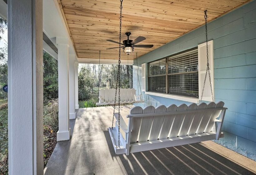 Gorgeous Waldo Home W/ Dock On Santa Fe Lake!