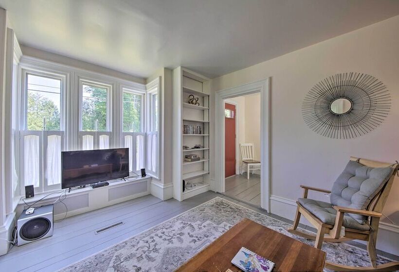 Historic Waldoboro House Near Lakes, Boating, Etc!