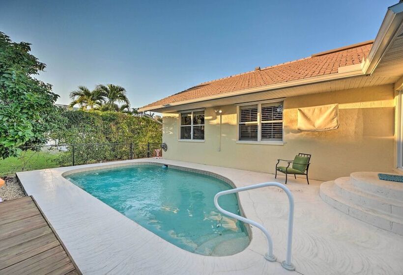 House W/ Heated Pool & Grill   Walk To Beach!