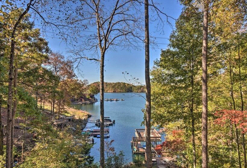 Lake Keowee Escape W/ Dock, Deck & Lake Access!